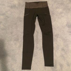 Lululemon black leggings